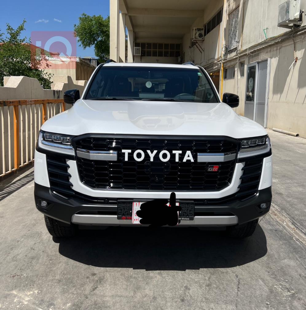 تويوتا لاندكروزر